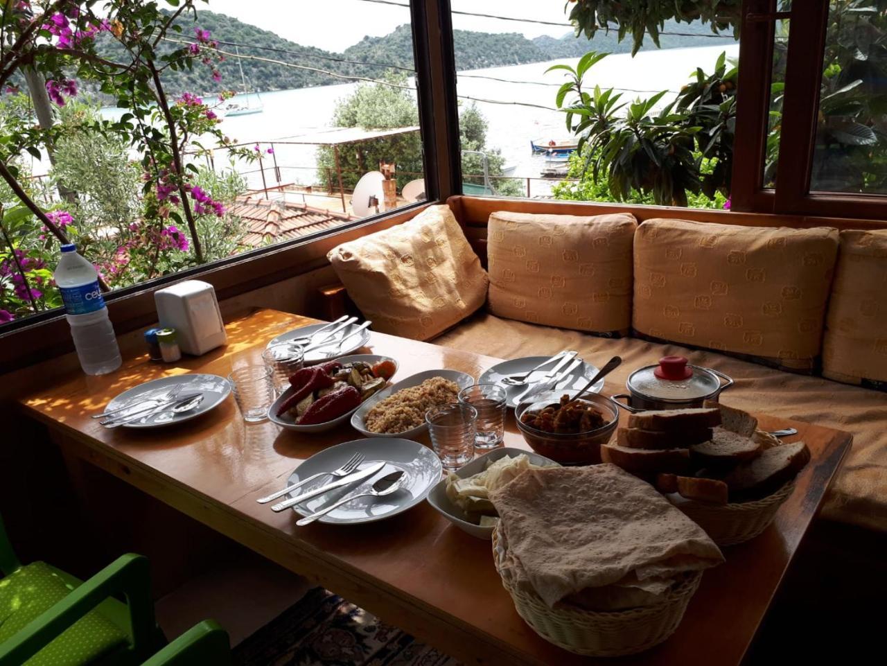 Cennet Pansiyon Hotel Kaleucagız Eksteriør billede